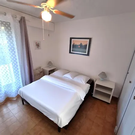 Acanthes - Avec Jardin - A 5 Minutes Des Plages Appartement Le Lavandou