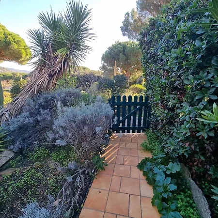 Appartement Acanthes - Avec Jardin - à 5 Minutes Des Plages Le Lavandou